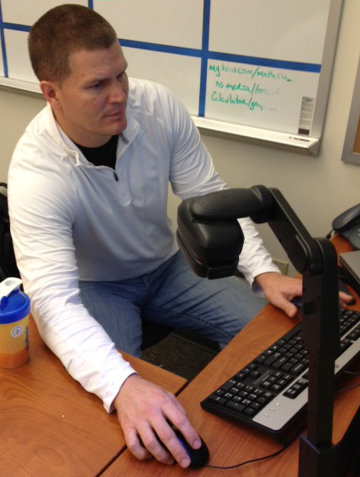 Jon Kitna prepares for an algebra class at Lincoln High School. (Yahoo! Sports)